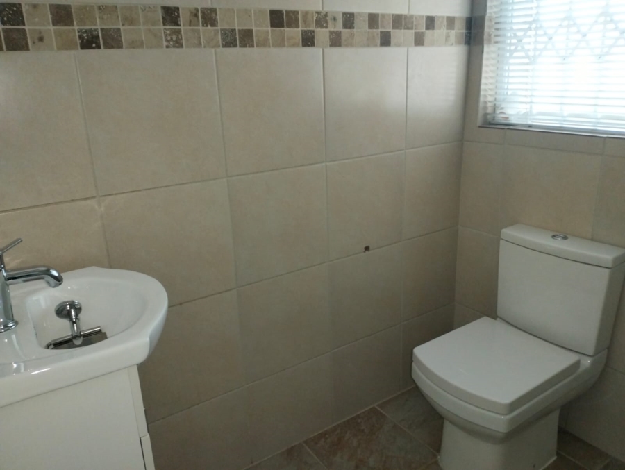 To Let commercial Property for Rent in Durbanville Western Cape